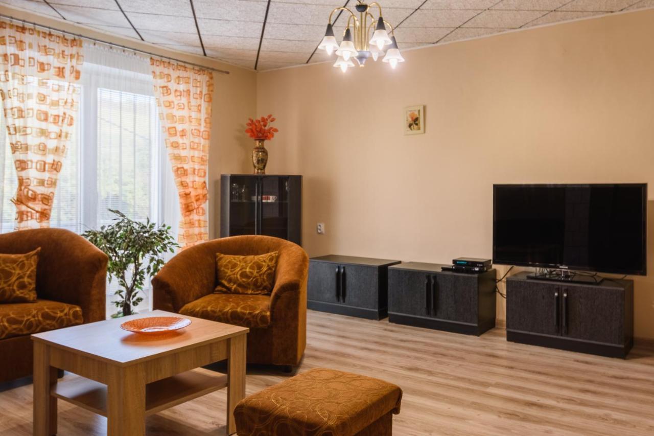 Apartman Elegant 2 Bešeňová Exterior foto