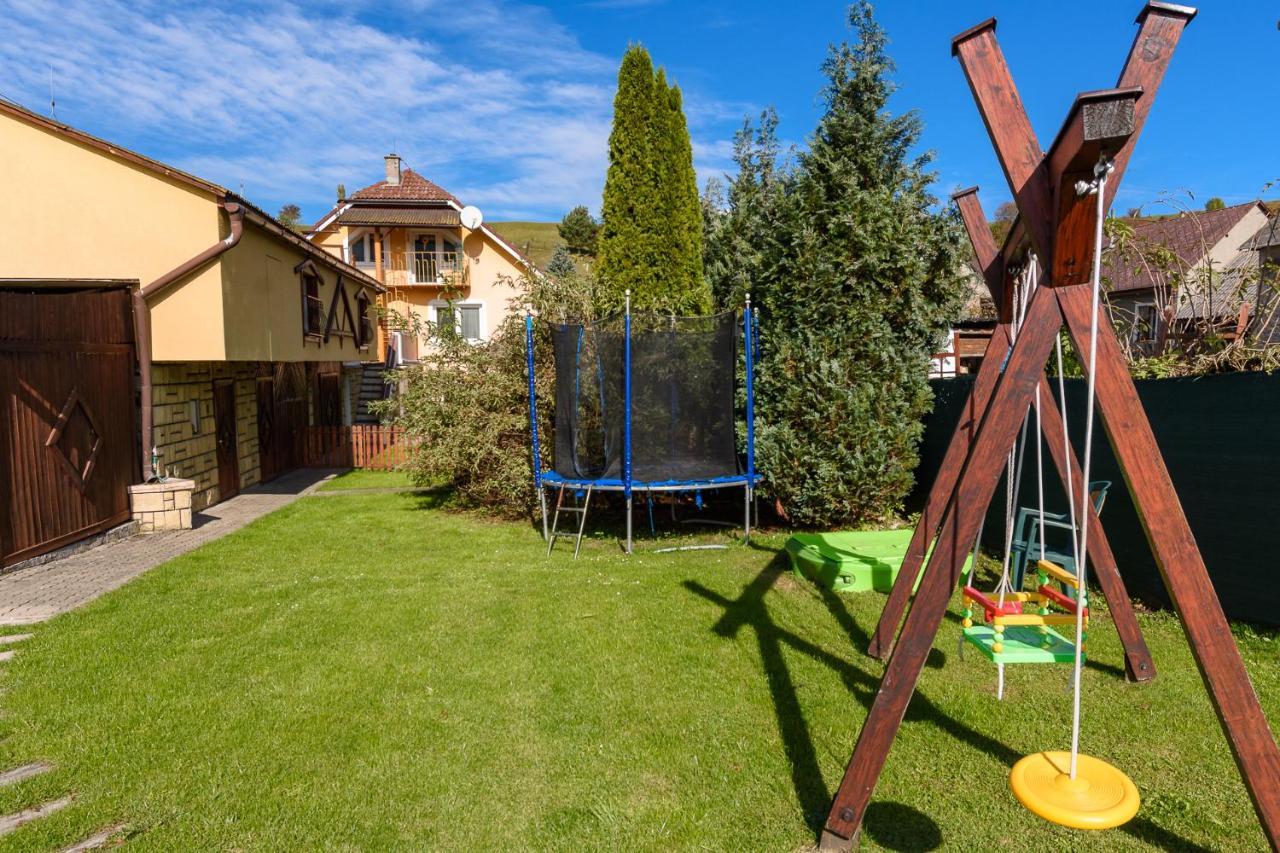 Apartman Elegant 2 Bešeňová Exterior foto