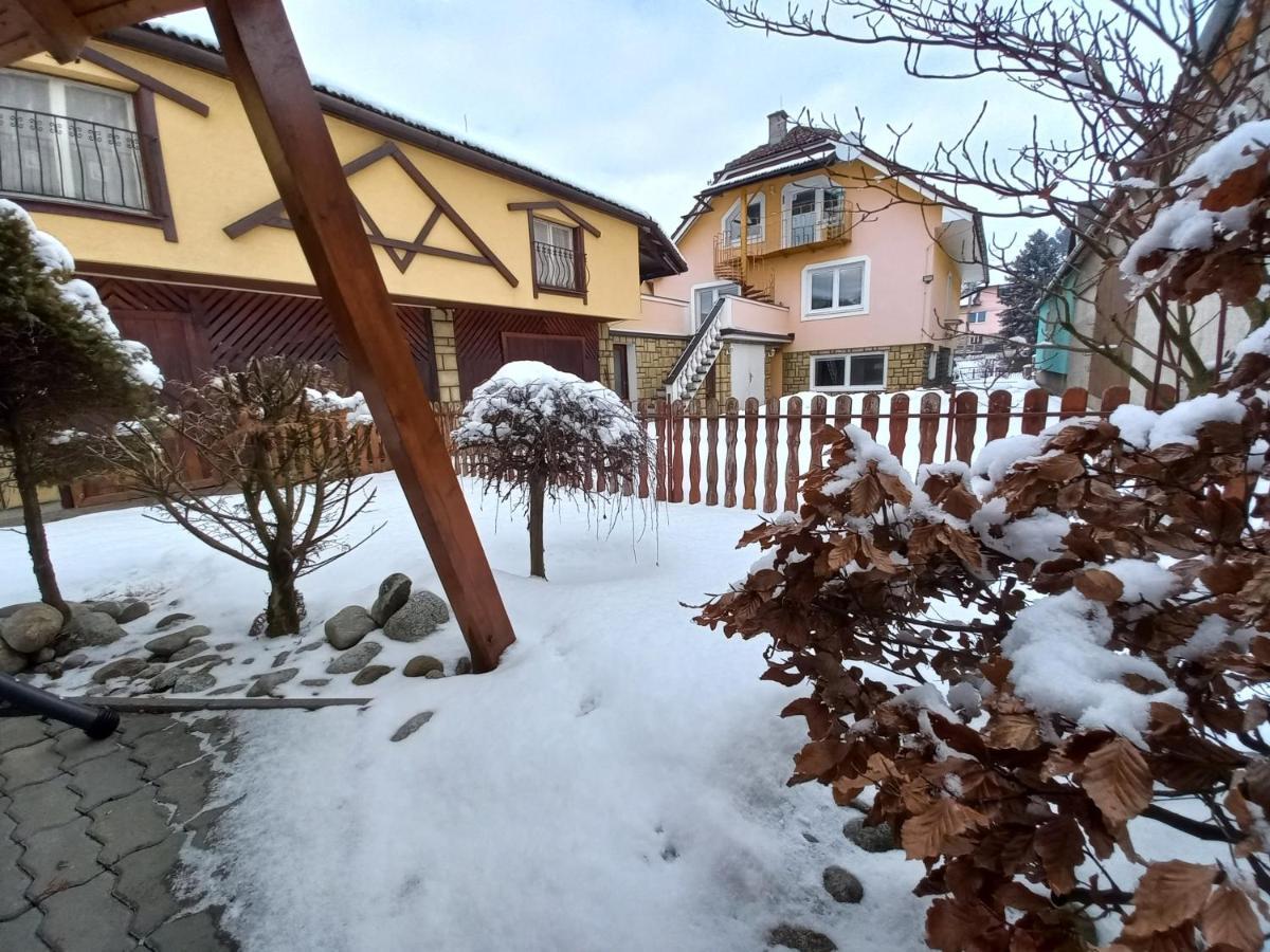 Apartman Elegant 2 Bešeňová Exterior foto
